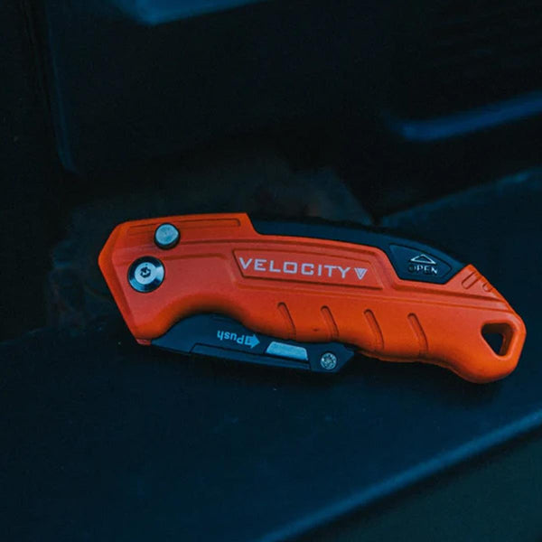 Velocity Folding Fusion Utility Knife with Storage