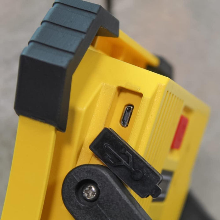 Faithfull Rechargeable Portable 10W 900lm LED Work Light