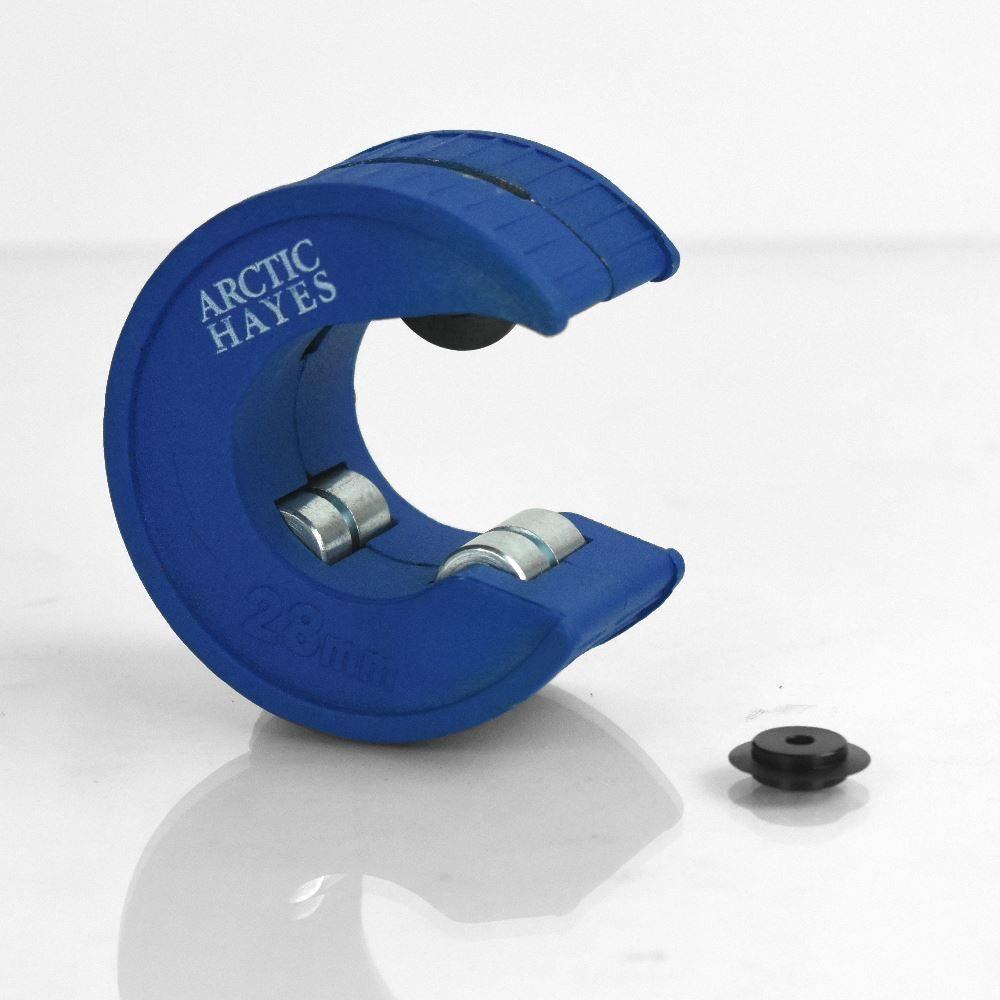 28MM U-CUT PIPE CUTTER AND SPARE CUTTER — Plumberstools